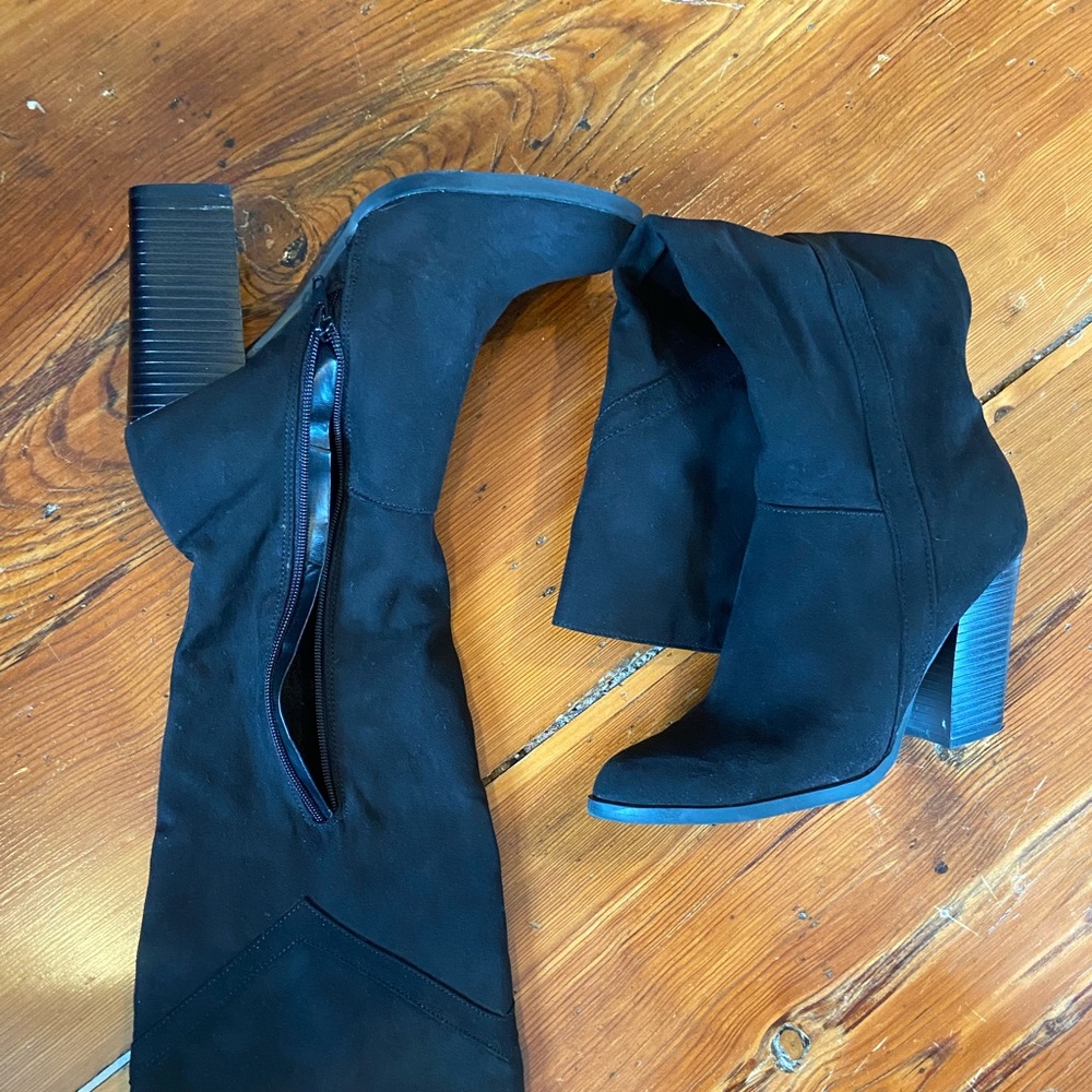 Journee Collection Knee high boots